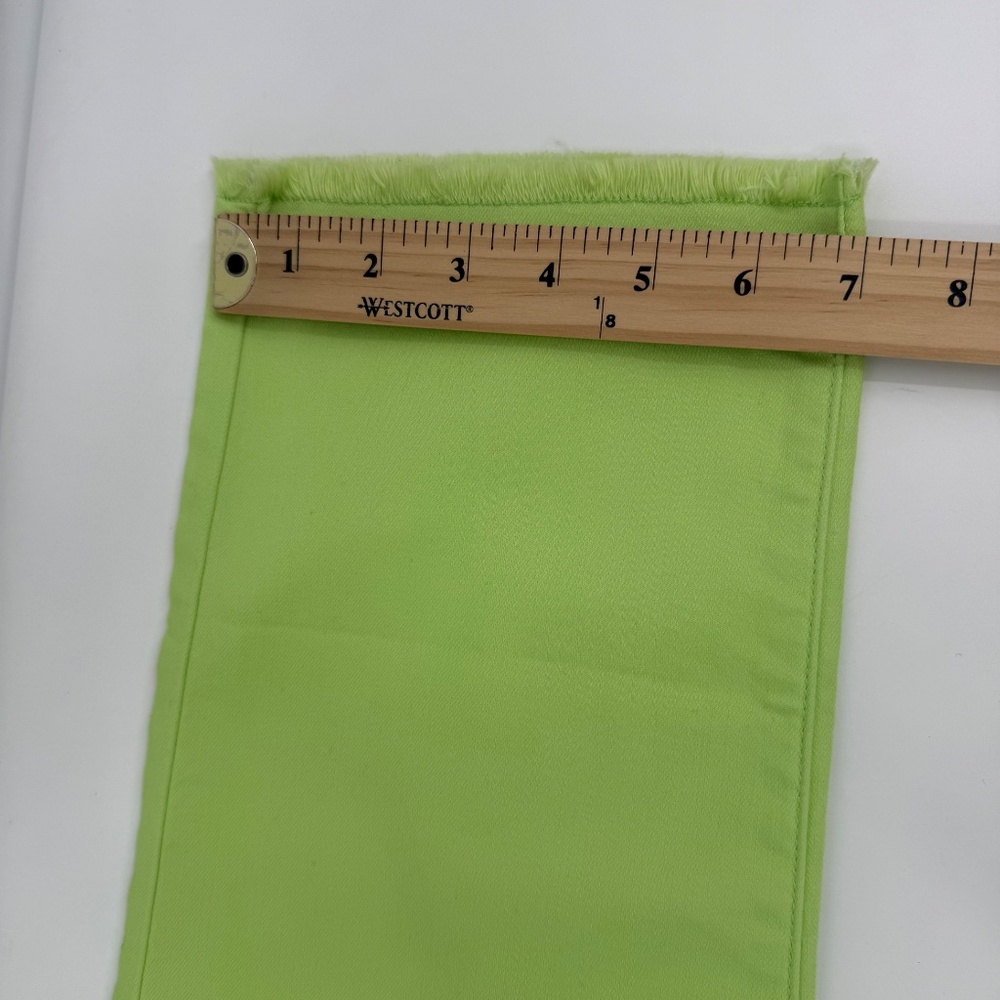 Chicos Jeans Women Small NEW Green Neon Slim Leg Capri Perfect Stretch Grlfrnd - Picture 12 of 13
